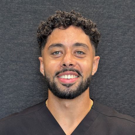 Dr. Mario Elkes